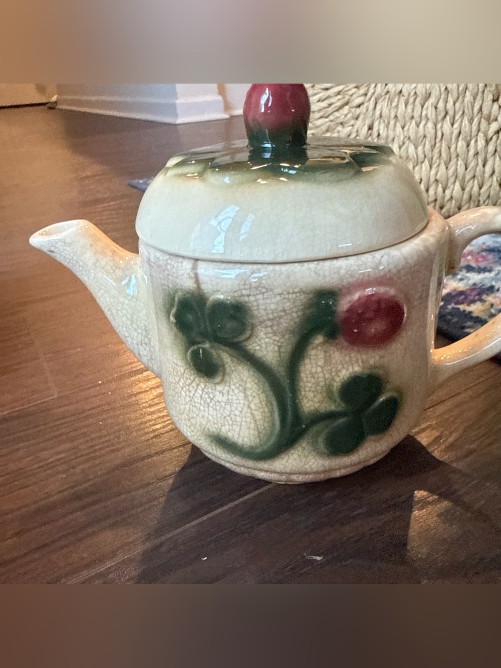 Vintage mccoy pottery ceramic teapot three clover. Old